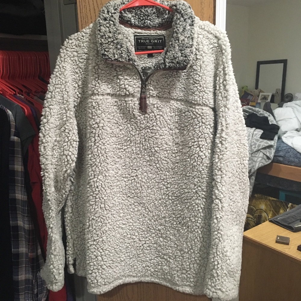 True grit frosty tip pullover